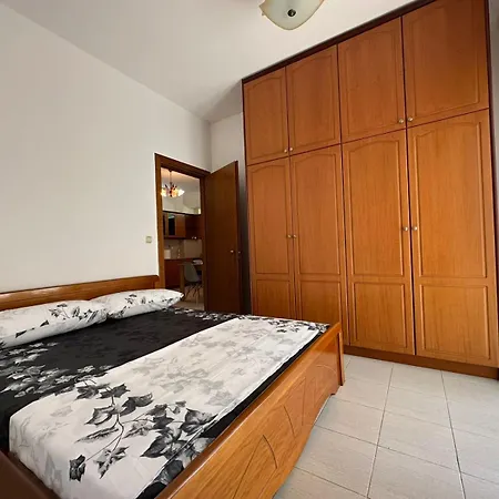 Sea View Apartment Sarandë